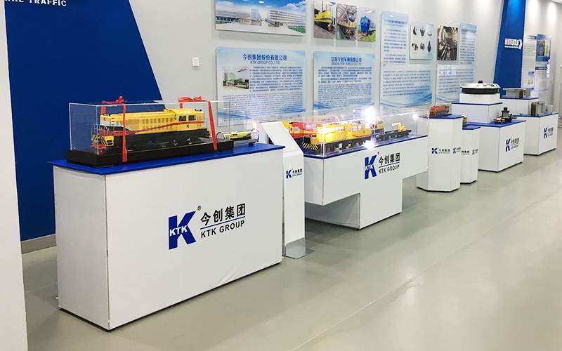 高铁配件展厅展柜组合
